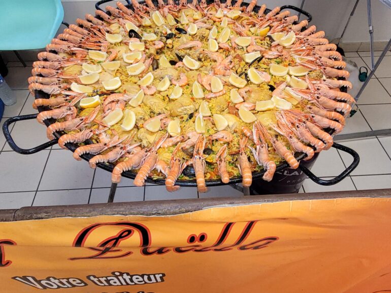 Découvrez l’histoire et les origines de la paella : une tradition culinaire espagnole